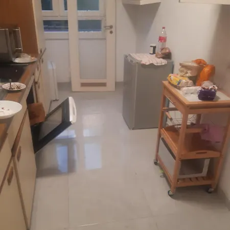 Die Wohnung In Der Naehe Der Stadtmitte *